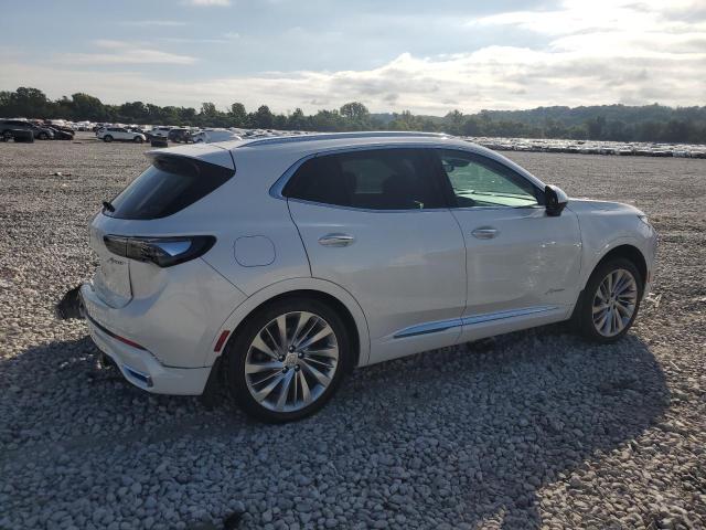 LRBFZSE46RD022628 - 2024 BUICK ENVISION AVENIR WHITE photo 3
