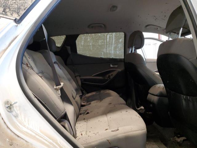 5XYZU3LB7HG421391 - 2017 HYUNDAI SANTA FE S WHITE photo 11