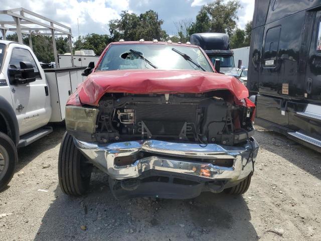 3C7WRMCJ8JG122469 - 2018 RAM 5500 წითელი ფოტო 5