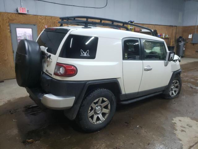 JTEBU4BFXEK207864 - 2014 TOYOTA FJ CRUISER WHITE photo 3