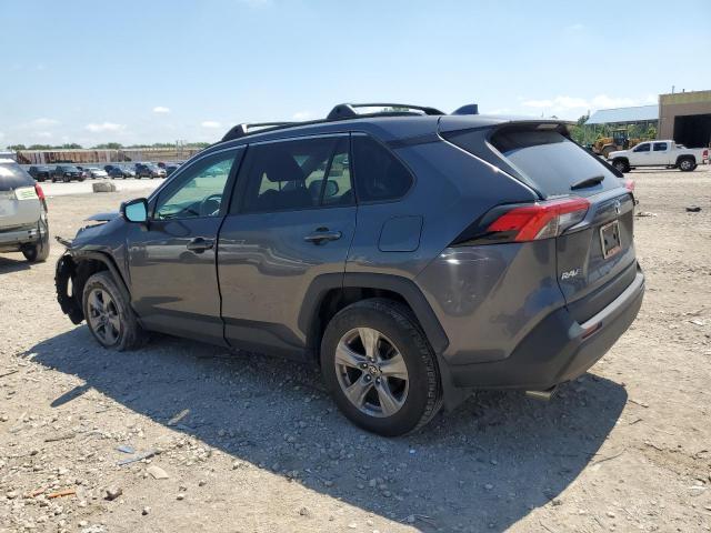 2T3P1RFV0NC276508 - 2022 TOYOTA RAV4 XLE GRAY photo 2
