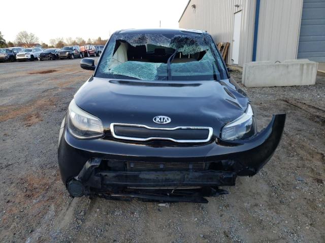 KNDJN2A29E7002331 - 2014 KIA SOUL BLACK photo 5