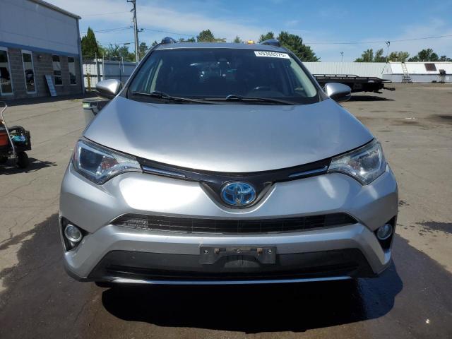 JTMRJREV2HD074845 - 2017 TOYOTA RAV4 HV LE SILVER photo 5