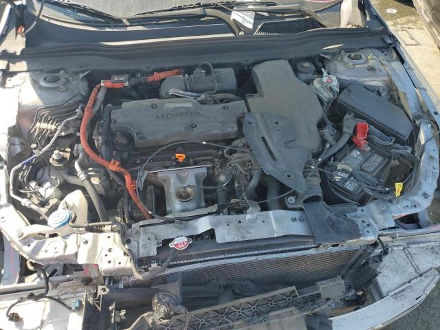 1HGCV3F13JA007683 - 2018 HONDA ACCORD HYBRID SILVER photo 11