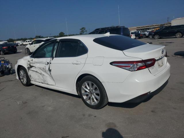 4T1C11AK5LU960648 - 2020 TOYOTA CAMRY LE WHITE photo 2