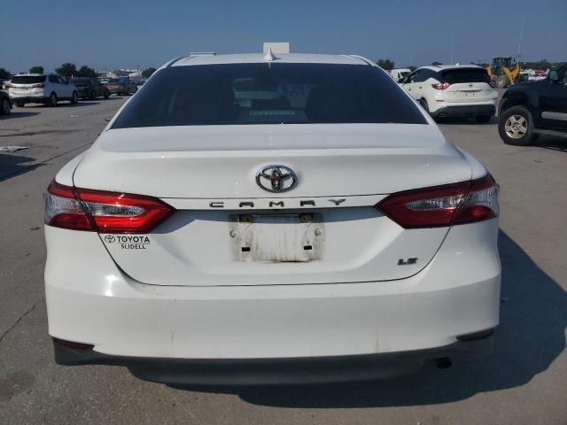 4T1C11AK5LU960648 - 2020 TOYOTA CAMRY LE WHITE photo 6