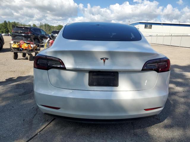 5YJ3E1EA1NF332804 - 2022 TESLA MODEL 3 WHITE photo 6