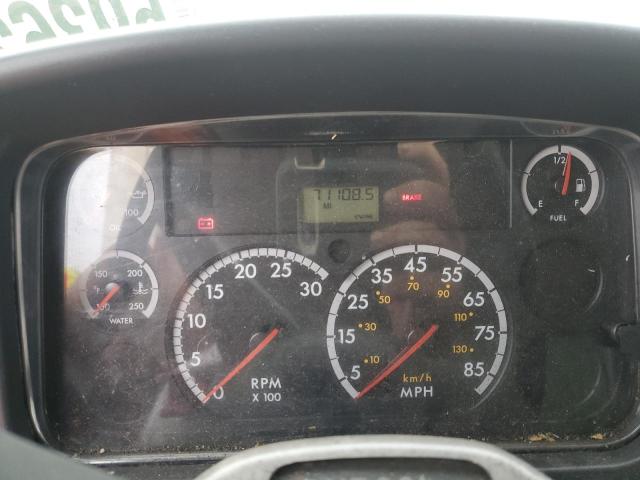 1FVACWCT44DN24761 - 2004 FREIGHTLINER M2 106 MEDIUM DUTY WHITE photo 9