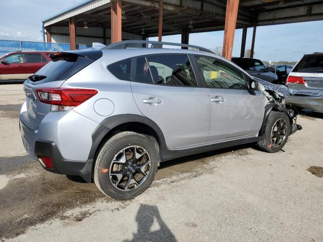 JF2GTAEC7L8204249 - 2020 SUBARU CROSSTREK PREMIUM SILVER photo 3