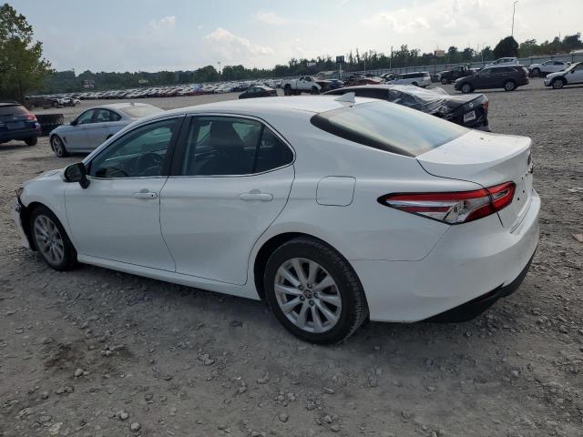 4T1B11HK8KU849964 - 2019 TOYOTA CAMRY L WHITE photo 2