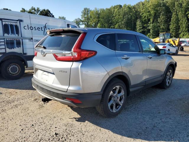 2HKRW2H59JH644912 - 2018 HONDA CR-V EX SILVER photo 3