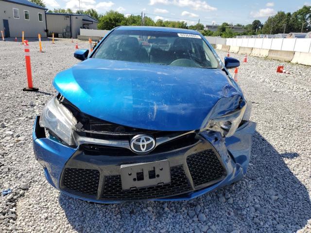 4T1BF1FK2GU558145 - 2016 TOYOTA CAMRY LE BLUE photo 5