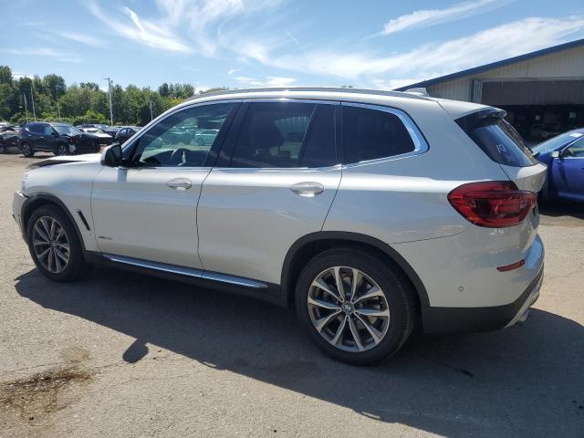5UXTR9C55JLC75668 - 2018 BMW X3 XDRIVE30I თეთრი ფოტო 2