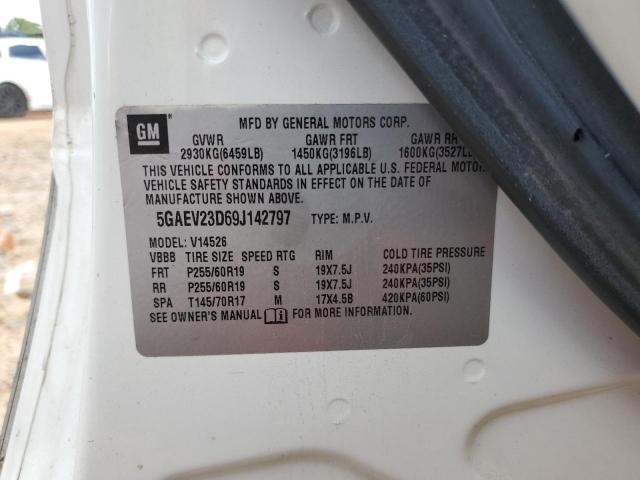 5GAEV23D69J142797 - 2009 BUICK ENCLAVE CXL WHITE photo 13