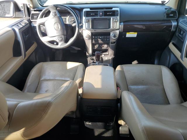 JTEZU5JR1J5180885 - 2018 TOYOTA 4RUNNER SR5 WHITE photo 8