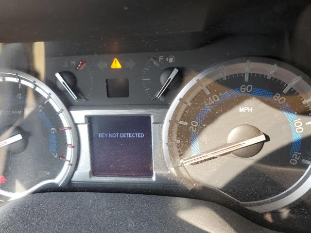 JTEZU5JR1J5180885 - 2018 TOYOTA 4RUNNER SR5 WHITE photo 9