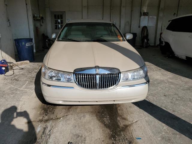 1LNHM83W2XY712393 - 1999 LINCOLN TOWN CARTIER BEIGE photo 5