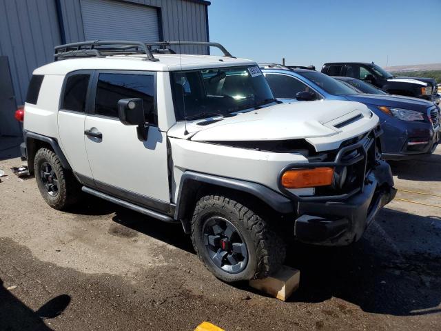 JTEBU11F98K026369 - 2008 TOYOTA FJ CRUISER WHITE photo 4