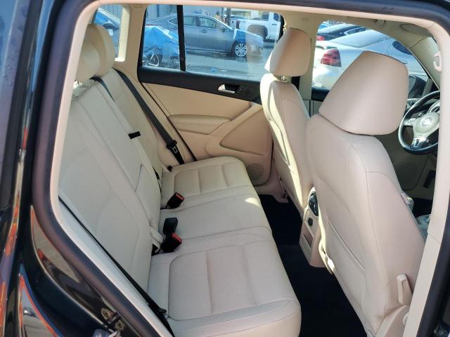 WVGAV7AX9HK024500 - 2017 VOLKSWAGEN TIGUAN S BLACK photo 10