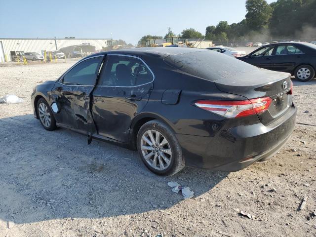 4T1B11HK6JU582970 - 2018 TOYOTA CAMRY L BLACK photo 2