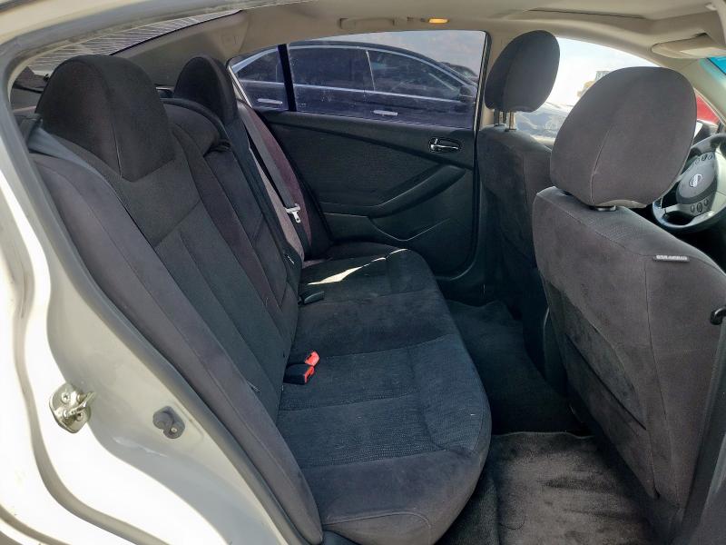 1N4AL2AP5CN425083 - 2012 NISSAN ALTIMA BASE WHITE photo 10