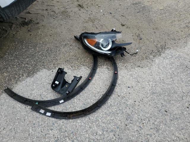 ZASPAKBN1K7C30745 - 2019 ALFA ROMEO STELVIO TI WHITE photo 13