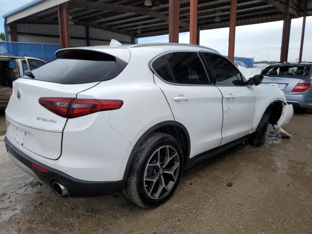ZASPAKBN1K7C30745 - 2019 ALFA ROMEO STELVIO TI WHITE photo 3