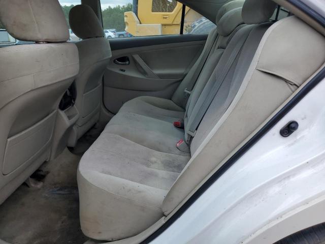 4T1BF3EK2BU582242 - 2011 TOYOTA CAMRY BASE Weiß Foto 10