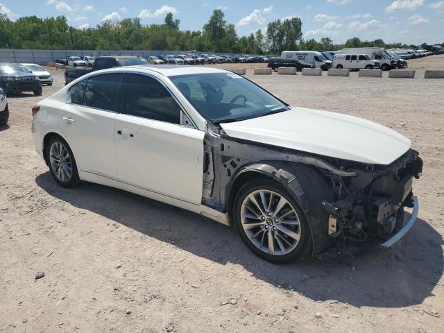 JN1EV7AP6JM353092 - 2018 INFINITI Q50 LUXE WHITE photo 4