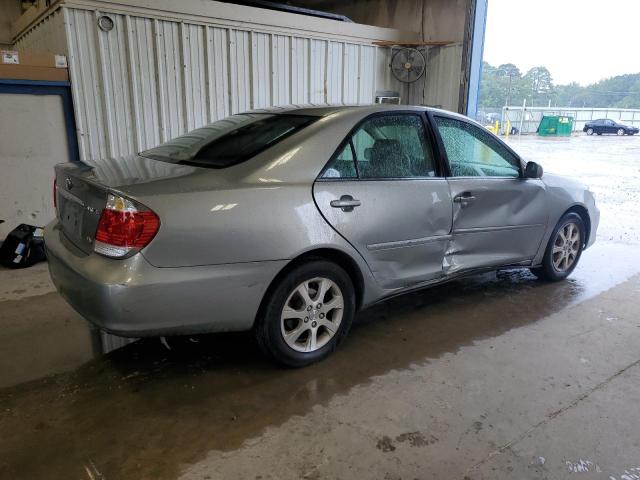 4T1BF32K15U618351 - 2005 TOYOTA CAMRY LE GRAY photo 3