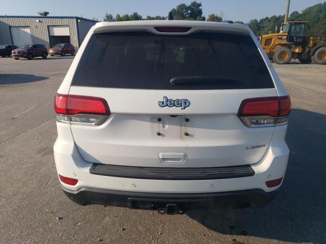 1C4RJEAG7MC718825 - 2021 JEEP GRAND CHER LAREDO WHITE photo 6