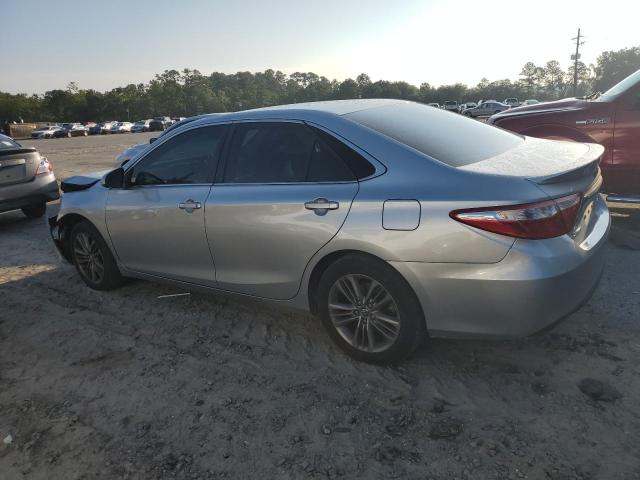 4T1BF1FK4HU412797 - 2017 TOYOTA CAMRY LE SILVER photo 2