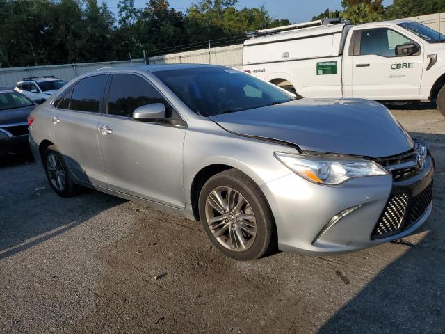4T1BF1FK4HU412797 - 2017 TOYOTA CAMRY LE SILVER photo 4