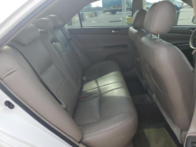 4T1BE30K25U410775 - 2005 TOYOTA CAMRY LE WHITE photo 10