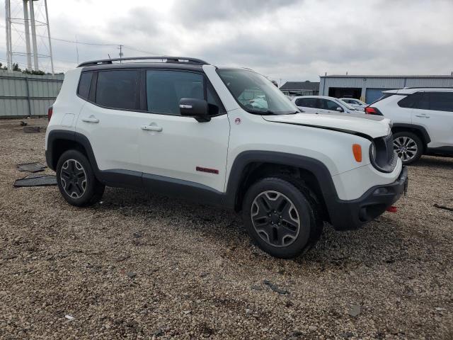 ZACCJBCT2GPE26255 - 2016 JEEP RENEGADE TRAILHAWK 白色 照片 4