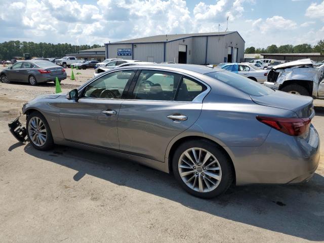 JN1EV7AR2JM434494 - 2018 INFINITI Q50 LUXE SILVER photo 2