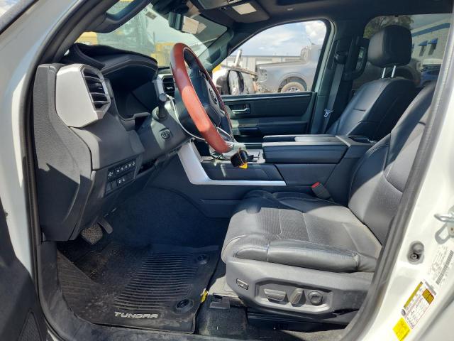 5TFNC5DB8RX042877 - 2024 TOYOTA TUNDRA CREWMAX PLATINUM თეთრი ფოტო 7
