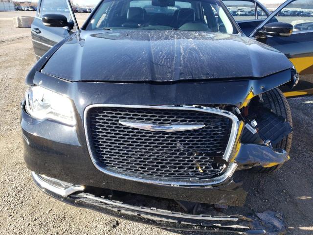 2C3CCARG5FH894354 - 2015 CHRYSLER 300 LIMITED BLACK photo 11