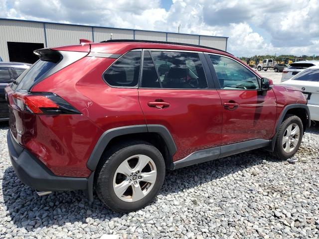 2T3P1RFV7MW205092 - 2021 TOYOTA RAV4 XLE RED photo 3