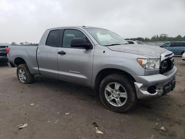 5TFUM5F11BX018651 - 2011 TOYOTA TUNDRA DOUBLE CAB SR5 SILVER photo 4