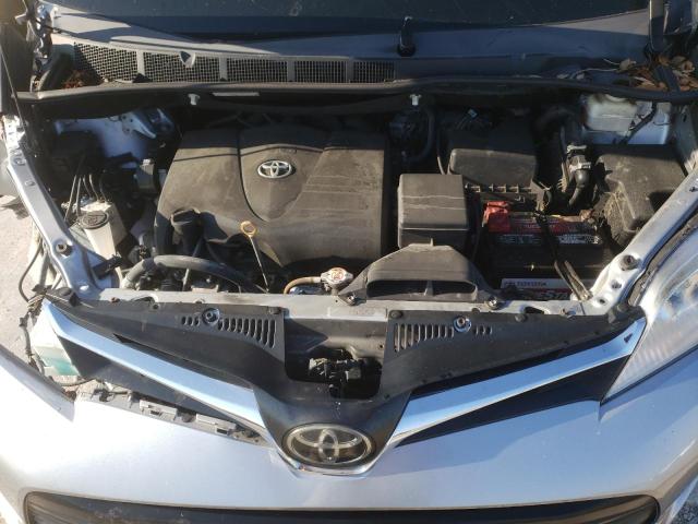 5TDKZ3DC4LS062121 - 2020 TOYOTA SIENNA LE SILVER photo 12