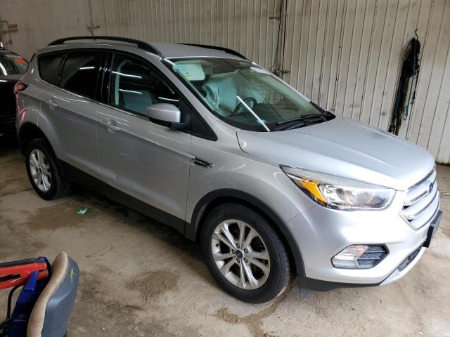 1FMCU0GD3JUC35508 - 2018 FORD ESCAPE SE 银色 照片 4