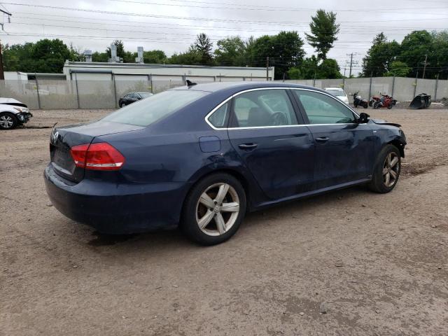 1VWAT7A38EC045736 - 2014 VOLKSWAGEN PASSAT S BLUE photo 3