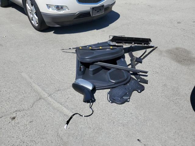 5TDHZRBH3LS028246 - 2020 TOYOTA HIGHLANDER XLE SILVER photo 13