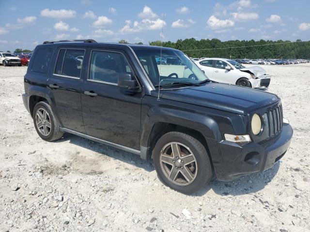 1J8FT28WX8D777160 - 2008 JEEP PATRIOT SPORT BLACK photo 4
