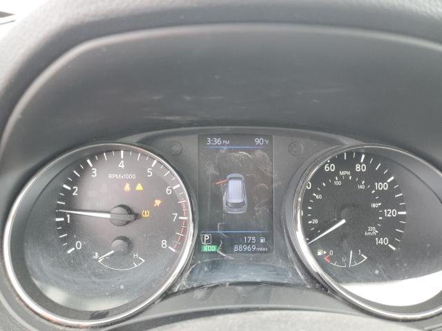 KNMAT2MT5JP623120 - 2018 NISSAN ROGUE S Белый фото 9