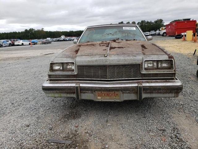 4P69Y7H456485 - 1977 BUICK LESABRE GRAY photo 5