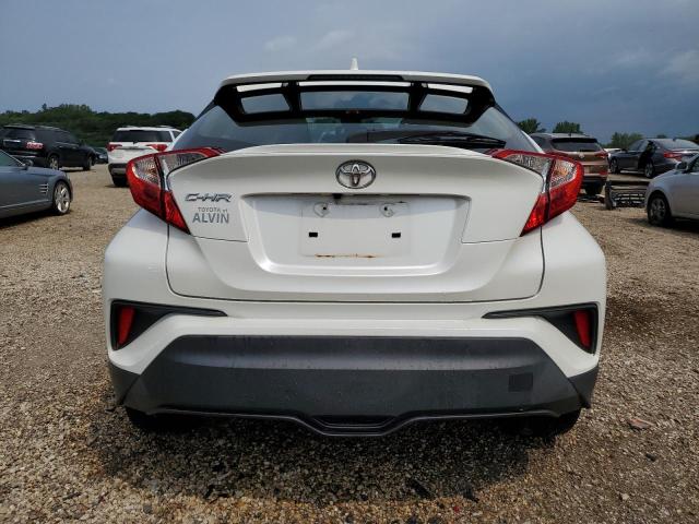 JTNKHMBX5L1066184 - 2020 TOYOTA C-HR XLE WHITE photo 6