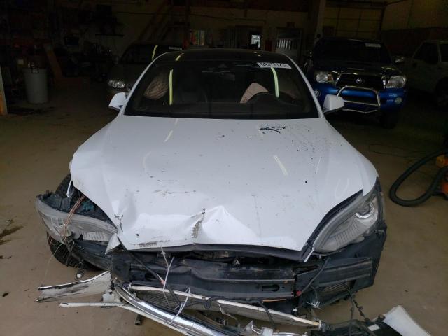 5YJSA1E49GF123718 - 2016 TESLA MODEL S Білий фото 5