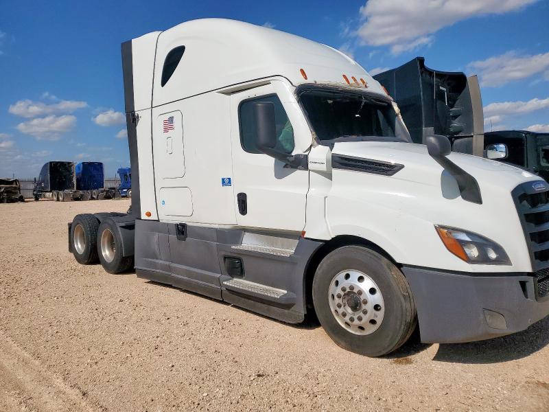 2021 FREIGHTLINER CASCADIA 1, 